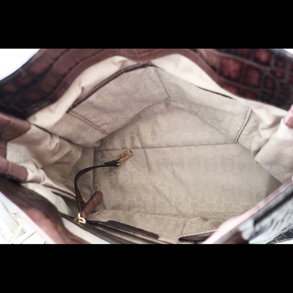 Michael Kors Hamilton Limited Edition Croc Tote - Picture 6 of 8